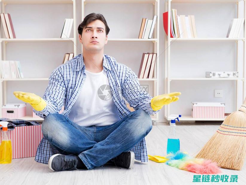 如何轻松清洁淋浴房玻璃，告别水垢和雾气 (如何轻松清洁毛孔收缩毛孔)